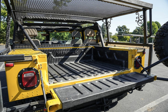 Used 2002 HUMMER H1 4-Door Open Top AWD/4WD image 81