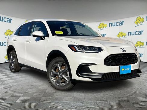 New 2026 Honda HR-V LX image 1