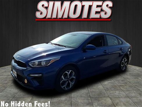 Used 2020 Kia Forte LXS FWD image 4