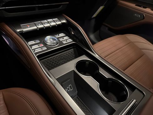 New 2026 Lincoln Nautilus Reserve w/ Jet Appearance Package AWD/4WD image 26