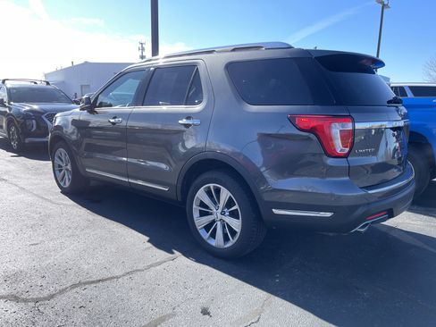 Used 2018 Ford Explorer Limited image 2