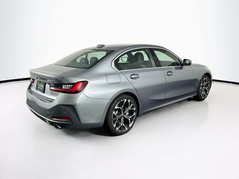 Used 2026 BMW 330i Sedan RWD image 9