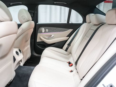 Certified 2022 Mercedes-Benz E 450 4MATIC Sedan image 18