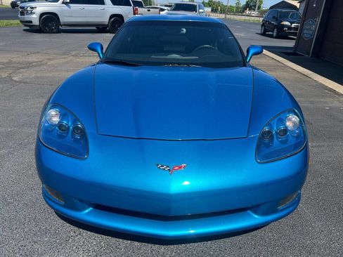 Used 2010 Chevrolet Corvette Coupe w/ 1LT RWD image 48