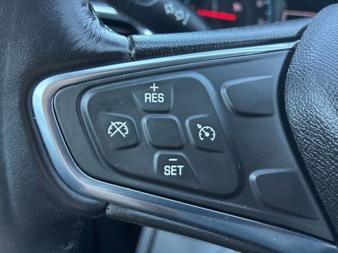 Used 2018 Chevrolet Equinox LT AWD/4WD image 24