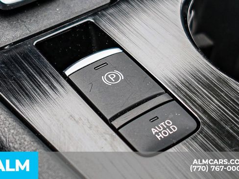 Used 2025 Nissan Rogue SV image 44