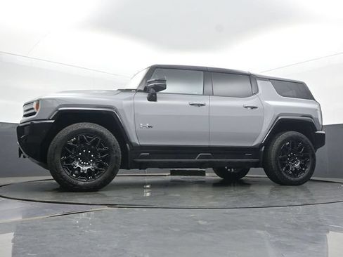 Used 2026 GMC Hummer EV SUV AWD/4WD image 45