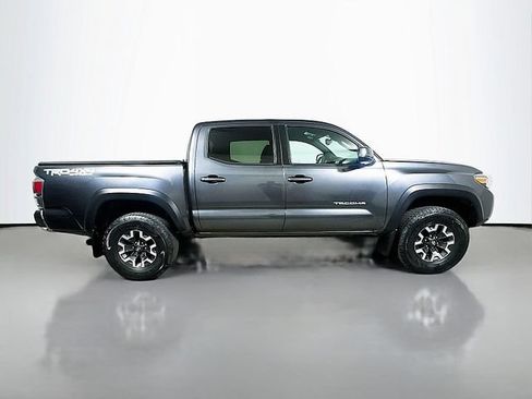 Used 2021 Toyota Tacoma TRD Off-Road AWD/4WD image 8