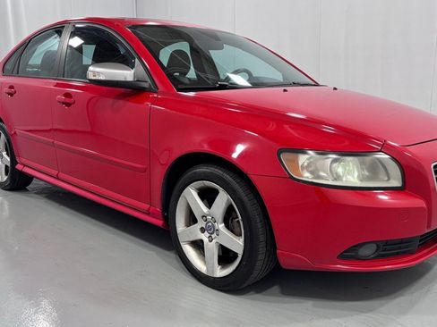 Used 2009 Volvo S40 T5 R-Design AWD/4WD image 3