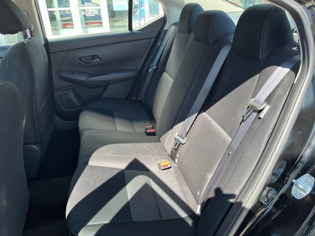 Used 2025 Nissan Sentra SV FWD image 16