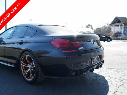 Used 2016 BMW M6 image 9