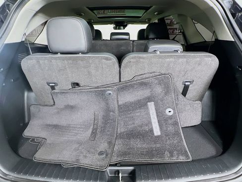 Used 2022 Kia Sorento S w/ Panoramic Sunroof Package AWD/4WD image 29