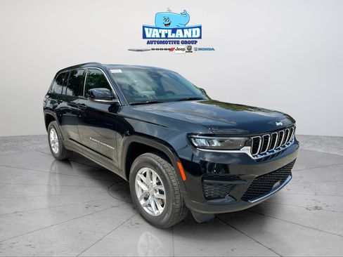 New 2026 Jeep Grand Cherokee Laredo X RWD image 7