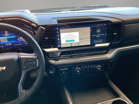 Used 2025 Chevrolet Silverado 2500 High Country w/ High Country Premium Package AWD/4WD image 10
