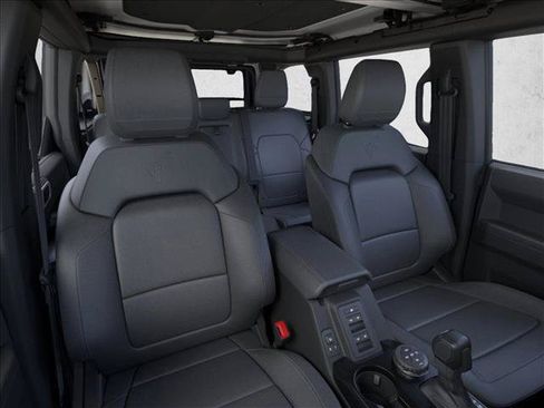 New 2026 Ford Bronco Badlands AWD/4WD image 9
