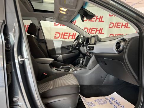Used 2018 Hyundai Kona SEL w/ SEL Tech Package 02 FWD image 13