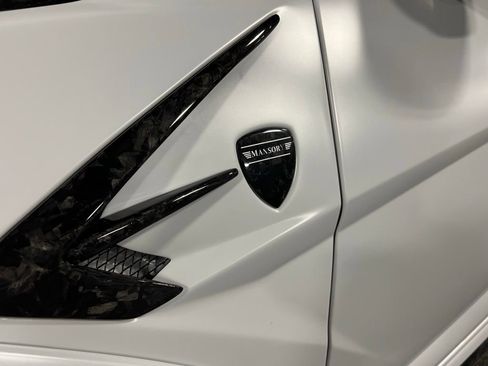 Used 2019 Lamborghini Urus AWD/4WD image 8