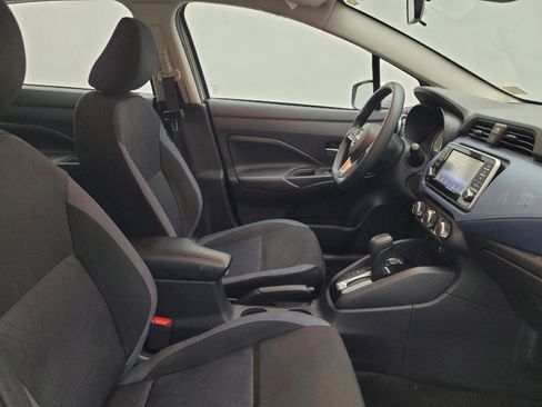 Used 2025 Nissan Versa SV w/ Trunk Package FWD image 21