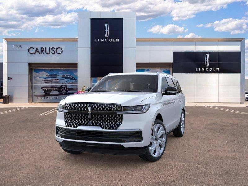 New 2025 Lincoln Navigator Reserve AWD/4WD image 2