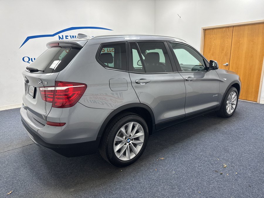 Used 2017 BMW X3 xDrive28i AWD/4WD image 3