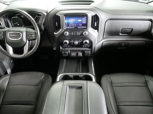 Certified 2020 GMC Sierra 2500 Denali w/ Denali Ultimate Package AWD/4WD image 10