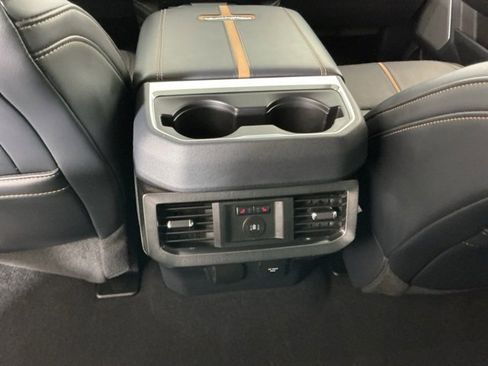 Used 2024 Ford F350 Platinum image 31