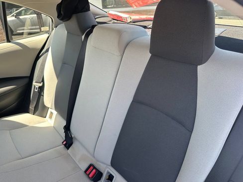 Used 2021 Toyota Corolla L FWD image 5