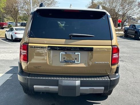 Used 2024 Toyota Land Cruiser image 4