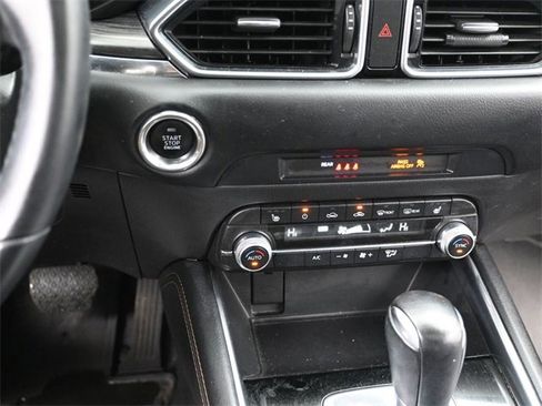 Used 2022 MAZDA CX-5 AWD 2.5 S w/ Premium Package image 24