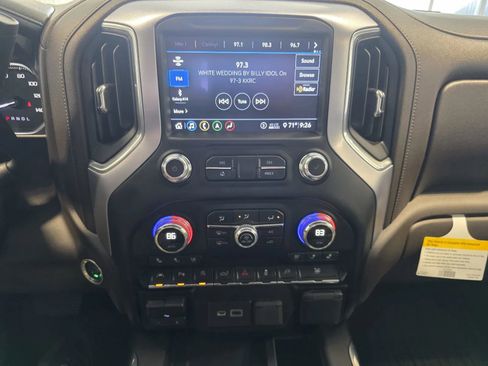 Used 2020 GMC Sierra 1500 SLT w/ SLT Premium Plus Package AWD/4WD image 37