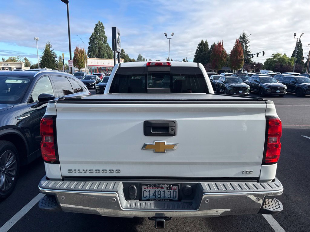 Used 2015 Chevrolet Silverado 1500 LTZ Z71 w/ Driver Alert Package AWD/4WD image 4