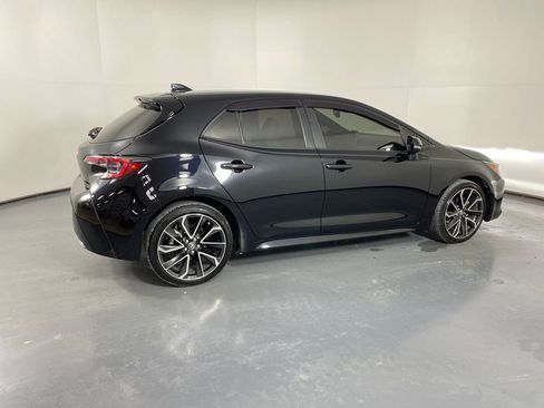 Used 2022 Toyota Corolla XSE image 6