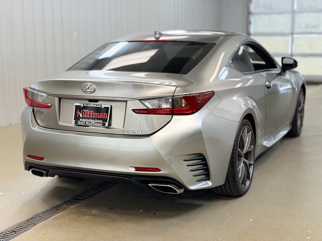 Used 2016 Lexus RC 200t w/ Accessory Package 2 RWD image 5