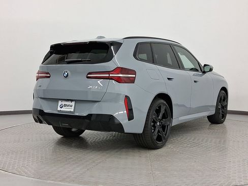 New 2026 BMW X3 xDrive30 w/ Premium Package image 9
