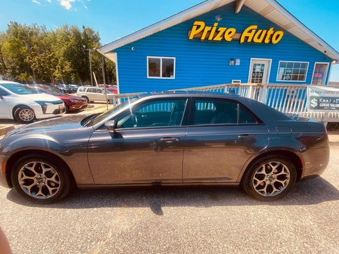Used 2017 Chrysler 300 S w/ 300S Premium Group AWD/4WD image 3