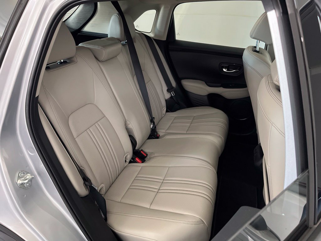 Used 2027 Honda HR-V EX-L image 17