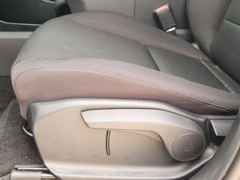 Used 2025 Hyundai Santa Fe SE FWD image 24