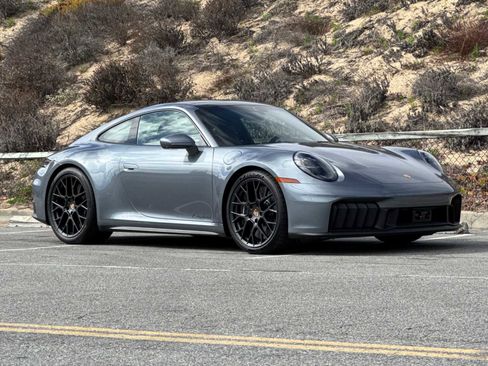 Certified 2025 Porsche 911 Carrera 4 GTS image 10