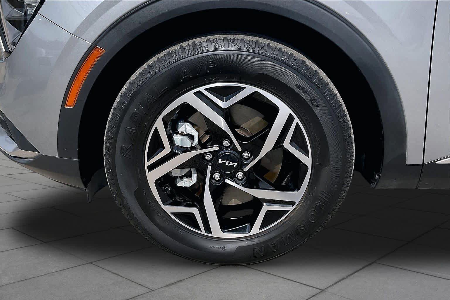 Used 2023 Kia Sportage LX FWD image 10