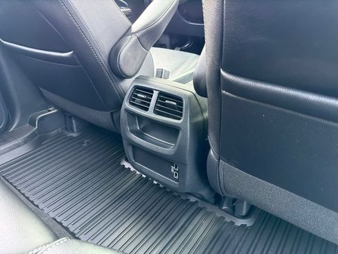 Used 2023 Honda Passport EX-L image 14