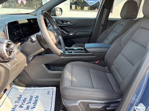 Used 2026 Chevrolet Equinox LT AWD/4WD image 21