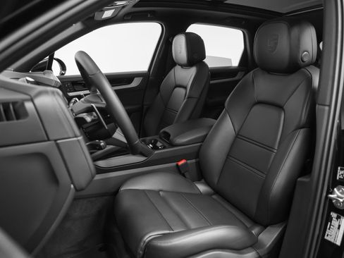New 2026 Porsche Cayenne S AWD/4WD image 50