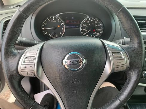 Used 2016 Nissan Altima 2.5 SL w/ Moonroof Package FWD image 22
