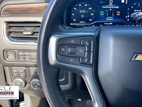 Used 2022 Chevrolet Tahoe LT w/ Luxury Package image 17