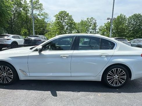 Used 2017 BMW 530i xDrive AWD/4WD image 8