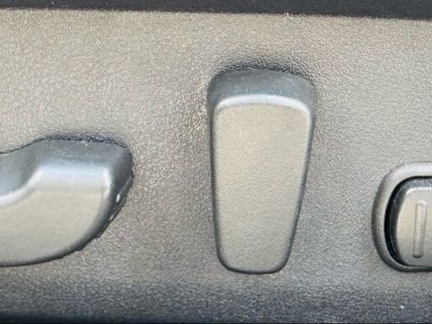 Used 2017 Subaru Legacy 2.5i Sport image 10