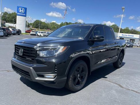 Certified 2023 Honda Ridgeline Black Edition image 3