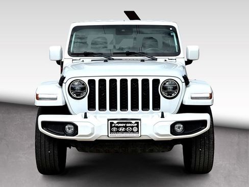 Used 2022 Jeep Gladiator Overland image 3