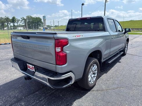 Used 2025 Chevrolet Silverado 1500 LT AWD/4WD image 13
