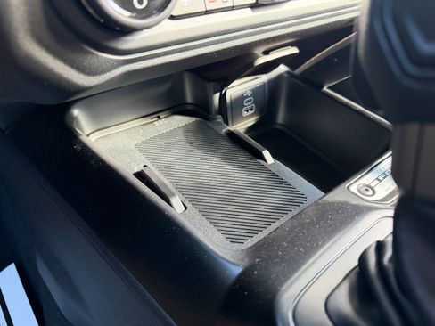 New 2026 Ford Bronco Badlands image 22